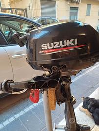 Motore marino Suzuki 2.5