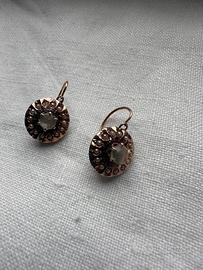 Orecchini monachella in oro