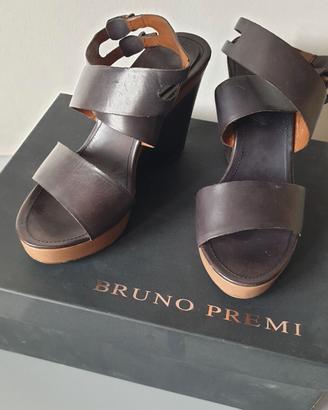Sandali in pelle con zeppa Bruno Premi