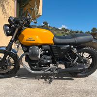 Moto Guzzi V7 II Stone -2015