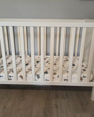 lettino Ikea con materasso nuovo