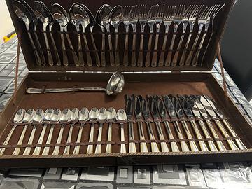 Servizio posate da 12