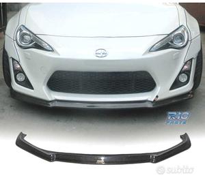 SPOILER LIP PER TOYOTA GT 86 IN CARBONIO