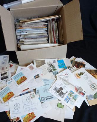 STORIA POSTALE ITALIANA IN SCATOLONE 6 KG DI BUSTE