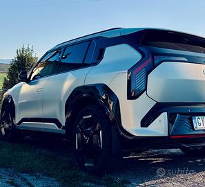 KIA EV3 81.4 kWh GT-line long range fino a 600 km