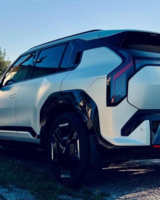 KIA EV3 81.4 kWh GT-line long range fino a 600 km