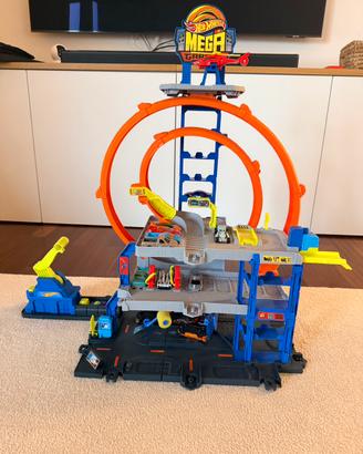 Pista garage HOT WHEELS