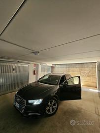 Audi A4 (B9) 2.0 TDI 122cv S-tronic Business – Man