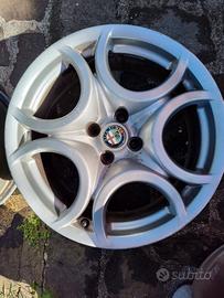 Cerchi in lega Alfa Romeo Mito 17'