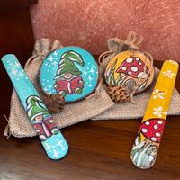 2 segnalibri+2 calamite su legno dipinto a mano