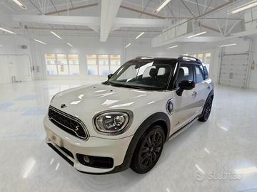MINI COOPER SE COUNTRYMAN ALL4 BUSINESS AUTOM. 5 P