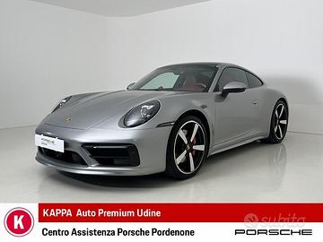 Porsche 911 Carrera 4S
