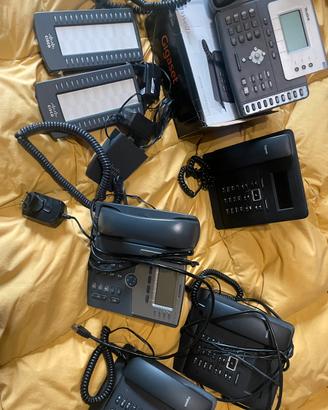 Stock telefoni gigaset dismessi