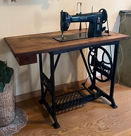 Macchina da cucire Necchi