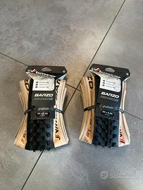 COPPIA DI COPERTURE VITTORIA BARZO 29"