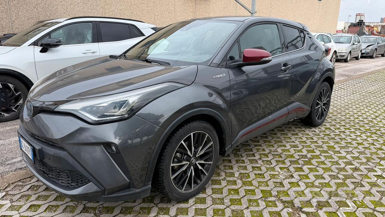 TOYOTA C-HR (2016-2023)