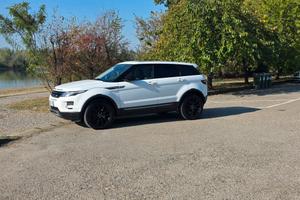 Rang Rover evoque 2.2 