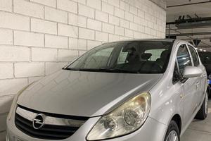 Opel corsa 1.3 tdci
