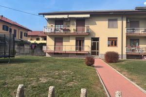 Trilocale arredato con box e cantina