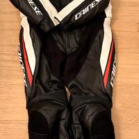 Tuta div. Dainese Avro D2 traforata tg. 58Y