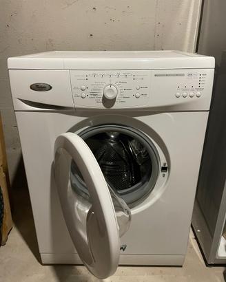Lavatrice Whirpool 5 kg 1000 giri. Perfetta !