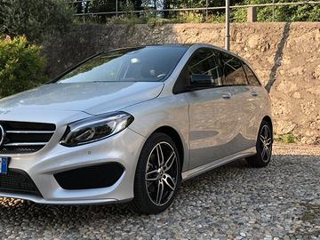 Ricambi per Mercedes classe b w246 restyling anno 