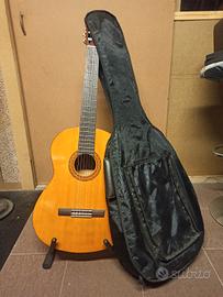 Chitarra acustica Yamaha