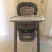 Seggiolone, triciclo con accessori e carrellino