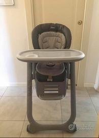 Seggiolone, triciclo con accessori e carrellino