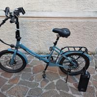 Bicicletta elettrica pieghevole