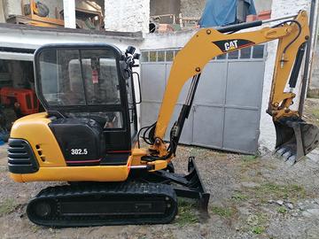 miniescavatore cat