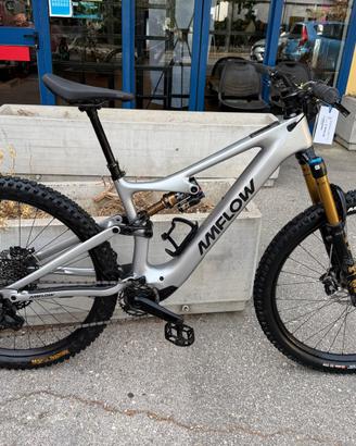 ebike AMFLOW PL CARBON tg M AVINOX M1 800wh usata