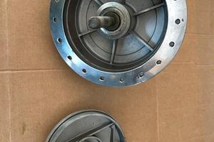 Mozzo ruota anteriore moto d’epoca