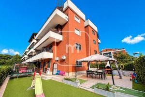 Appartamento con giardino privato