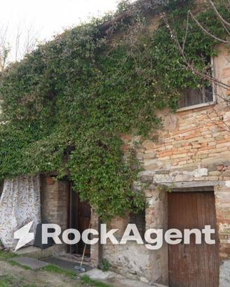 Rustico / Casale di 90 m² con 3 locali a Sassocorv