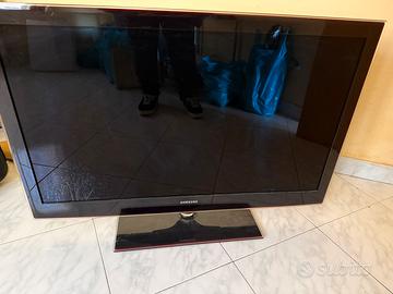 Tv Samsung 46 pollici  con base