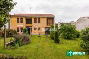 VILLA BIFAMILIARE A BUSCATE