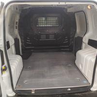 vedesi fiorino 17 000 km disel