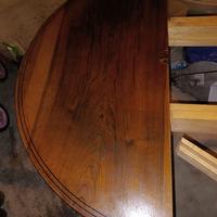 Tavolo in noce anni 30