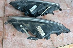 Fendinebbia Skoda Rapid cu grile