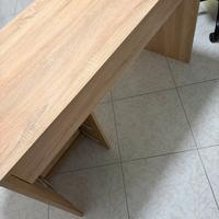 Scrivania in legno