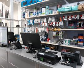 Negozio di telefonia/informatica