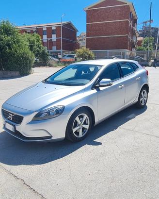 Volvo V40 D2 1.6 Momentum