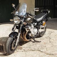 Yamaha XJR 1.300 - 2010 - solo 20.500 km