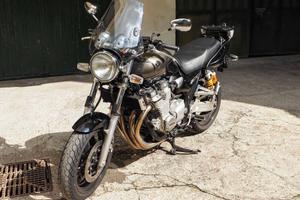 Yamaha XJR 1.300 - 2010 - solo 20.500 km