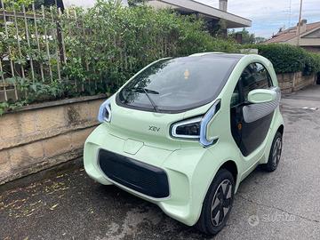 Yoyo verde acqua con poco piu di 12.000 km