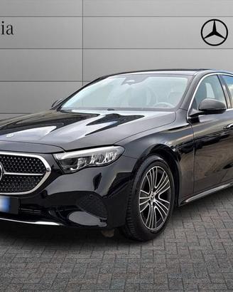 Mercedes-Benz Classe E Classe E- W214 Berlina...