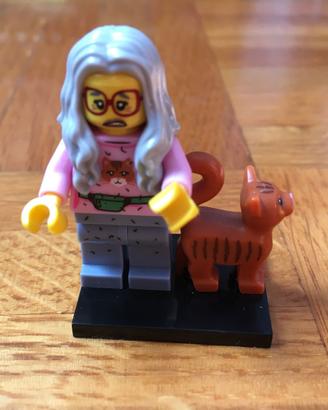 Lego Movie Minifigure Mrs Scratchen