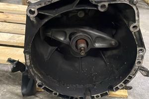 cambio bmw X3 2.0 sigla 204D4 6 marce