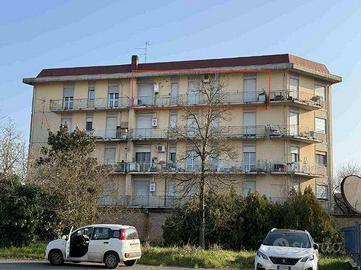Immobile in asta di 83 m² con 3 locali e box auto 